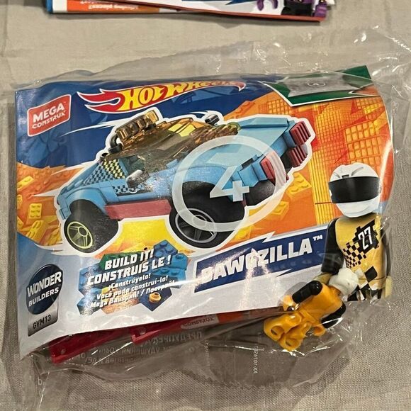 MEGA Hot Wheels Car Customizer Construction Set, Building Toys For Kids Ages 5+ - Picture 8 of 9